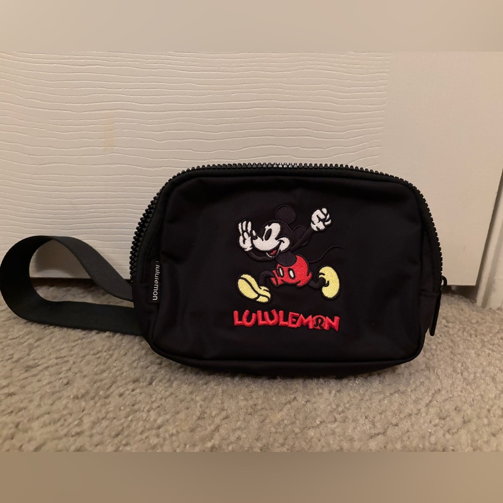 Lululemon Belt Bag - Disney
